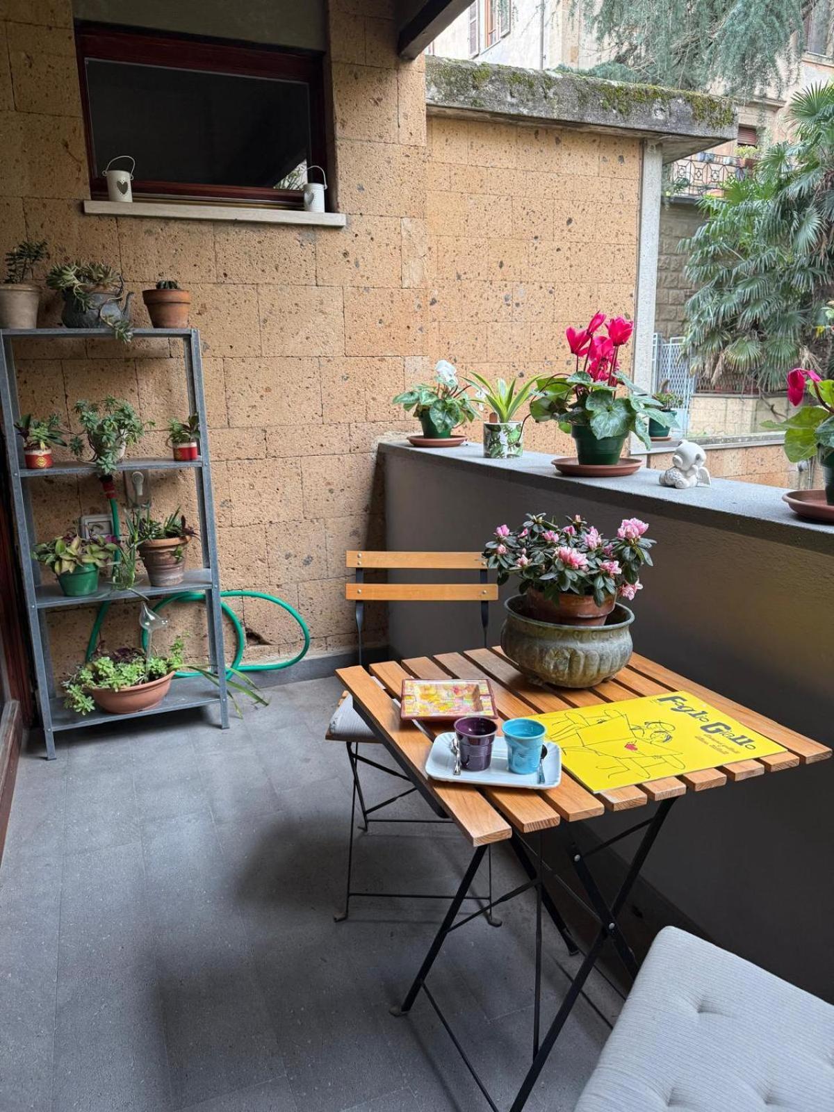 Il Giardinetto Di Elelu' Private Garage Apartman Orvieto Kültér fotó